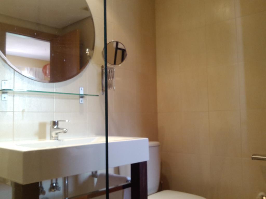 Apartamento Calle Mauricio Legendre Madrid Ruang foto