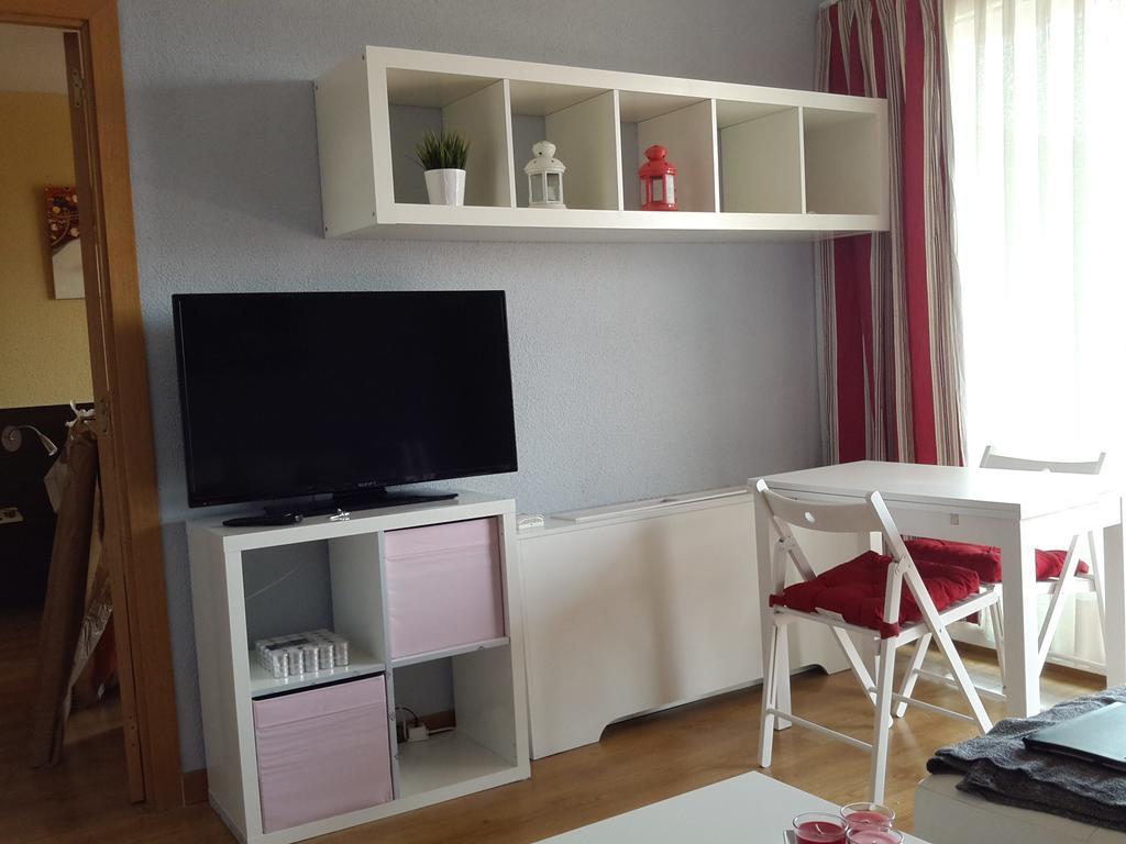 Apartamento Calle Mauricio Legendre Madrid Ruang foto